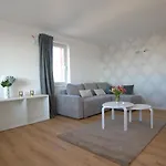 Elite Vista-with Parking Apartment