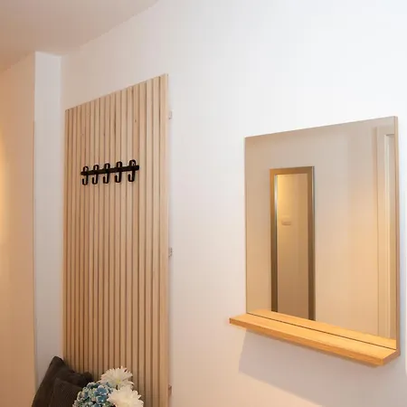 Elite Vista-with Parking Apartma