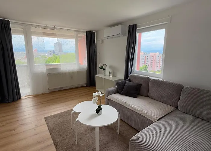 Elite Vista-with Parking Laibach