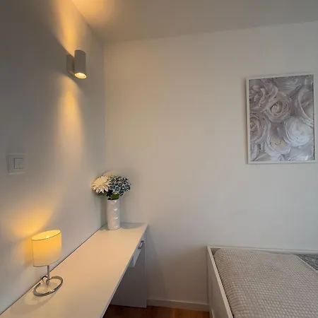 Elite Vista-with Parking *